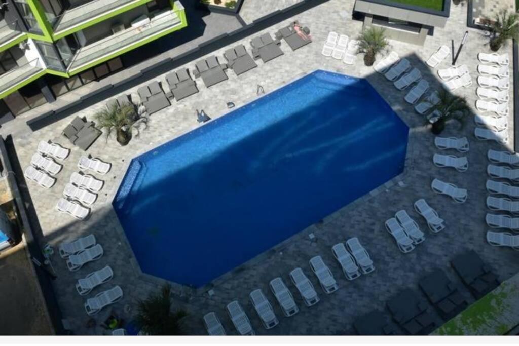 Eka Studio - Pool & Spa Beach Resort นาโวดาริ ภายนอก รูปภาพ