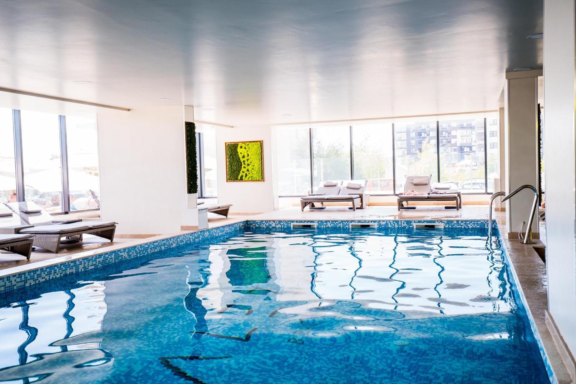 Eka Studio - Pool & Spa Beach Resort นาโวดาริ ภายนอก รูปภาพ