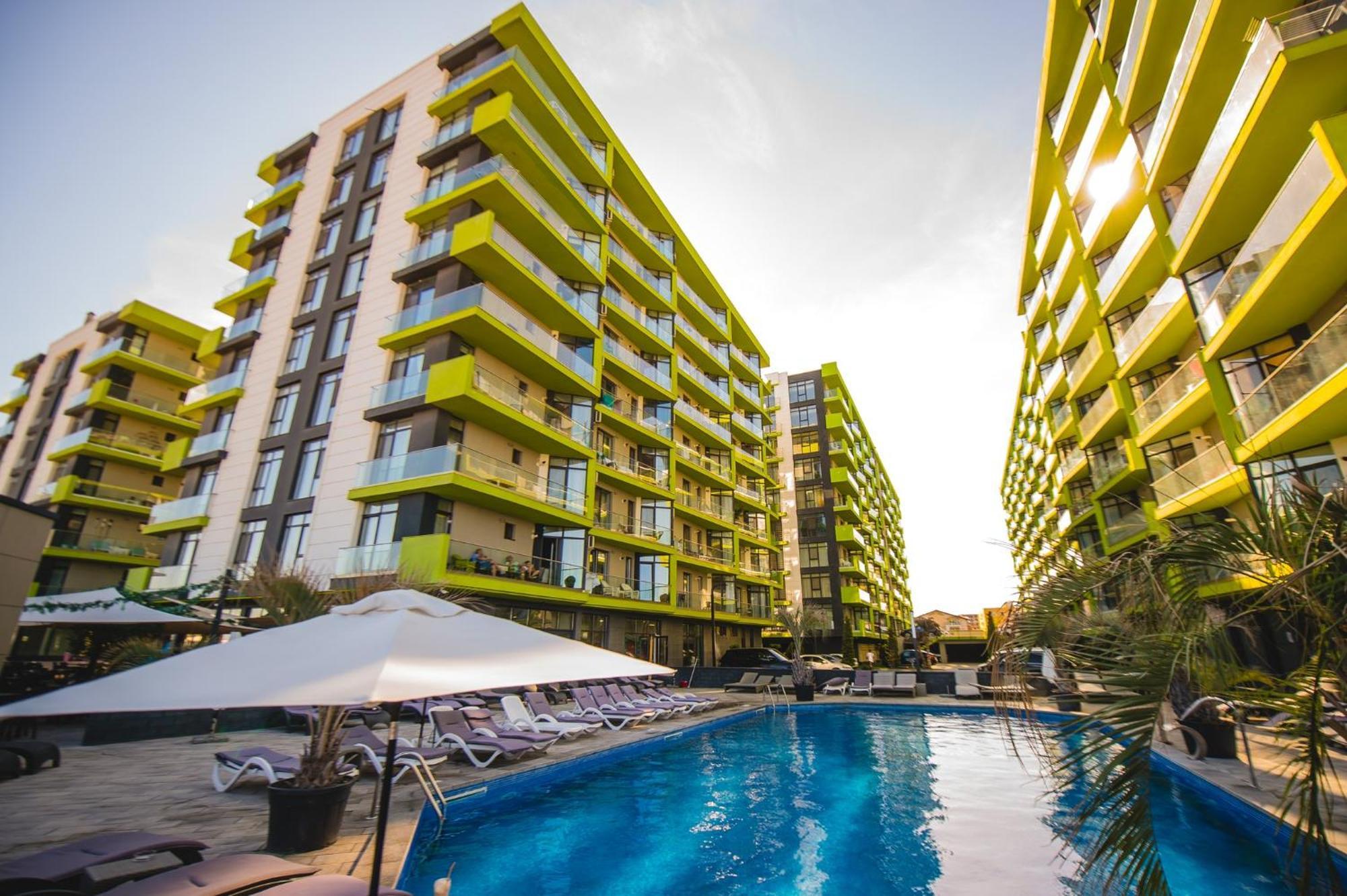 Eka Studio - Pool & Spa Beach Resort นาโวดาริ ภายนอก รูปภาพ